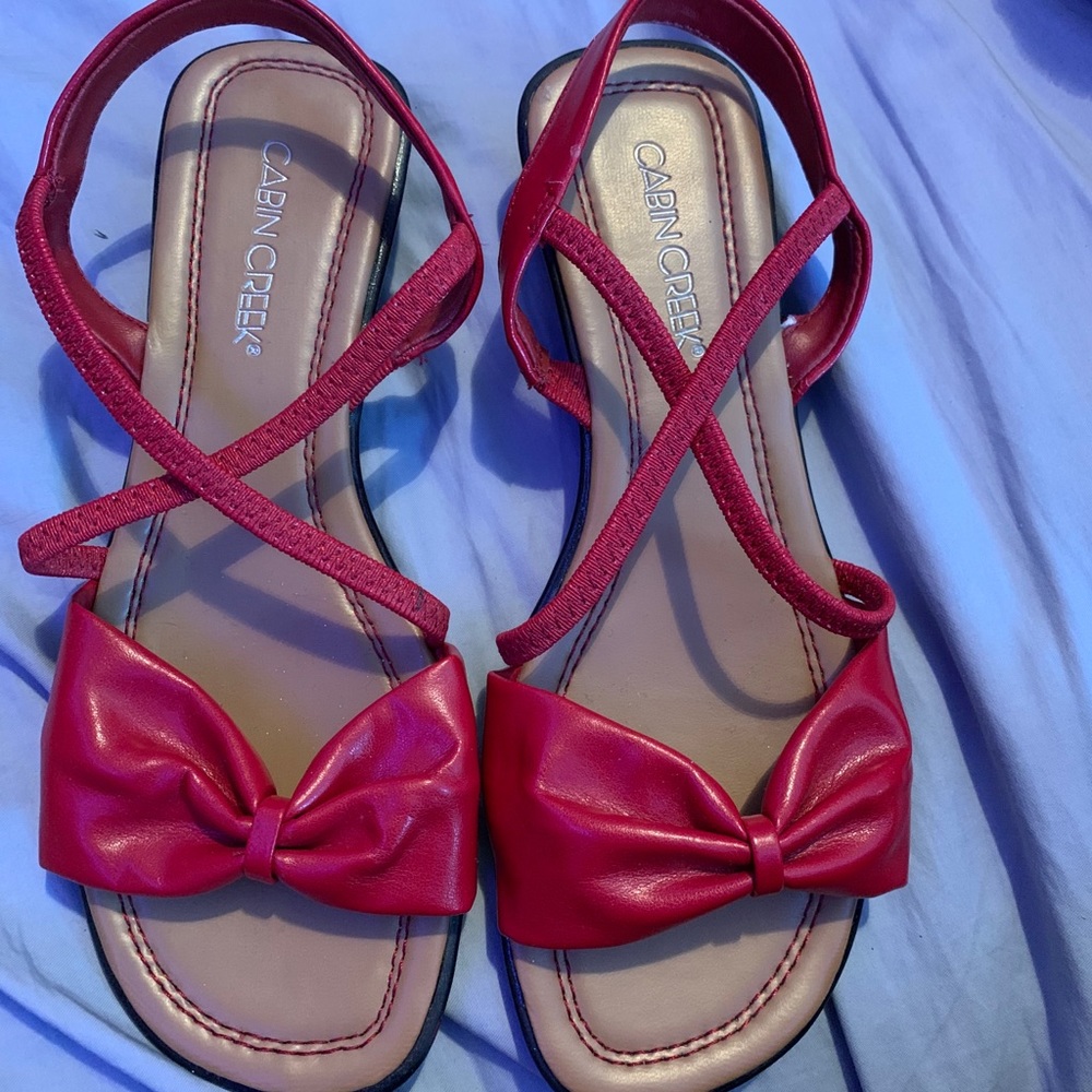 Sandles